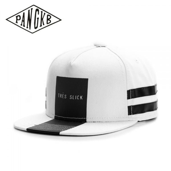 PANGKB. "TRES SLICK". Gorra unisex.