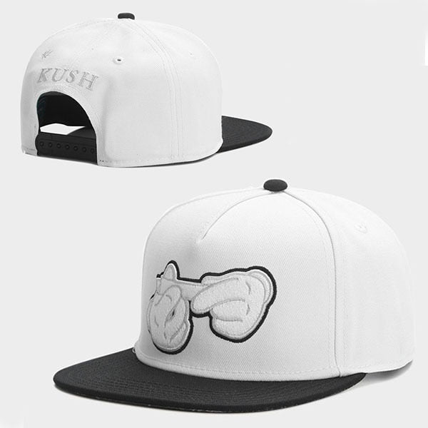 PANGKB. "SPACEDOUT". Gorra unisex.