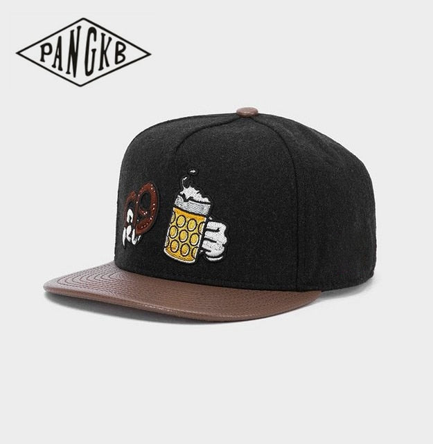 PANGKB. "CHEERS". Gorra unisex