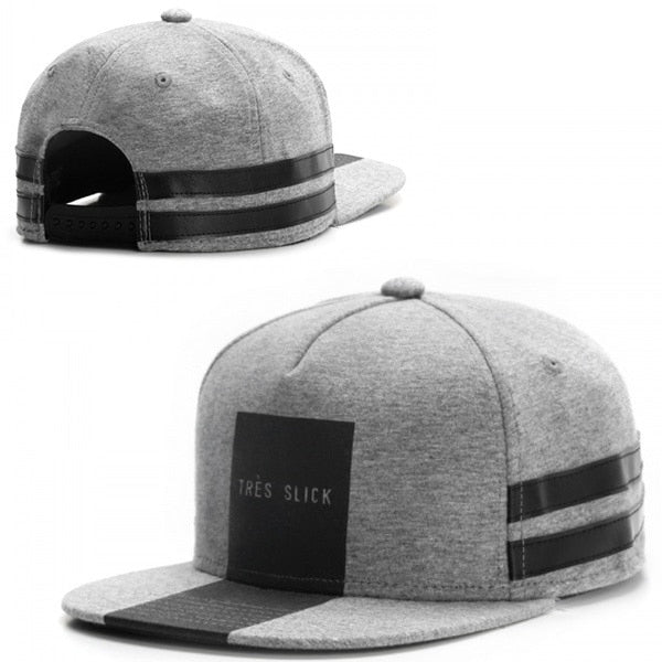 PANGKB. "TRÈS". Gorra unisex.